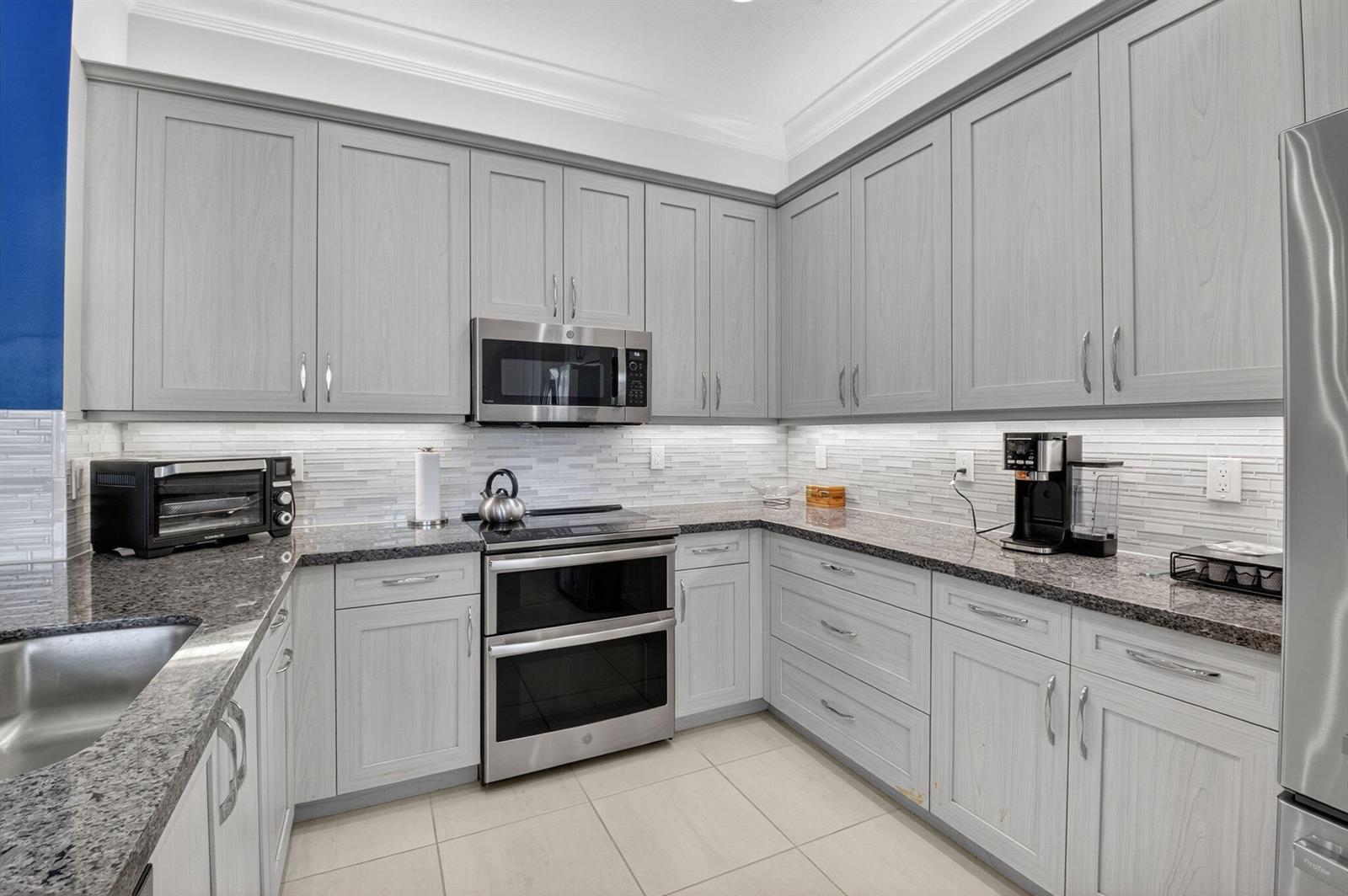 7857 Waterford Isles Lane, Delray Beach FL 33446 photo 5