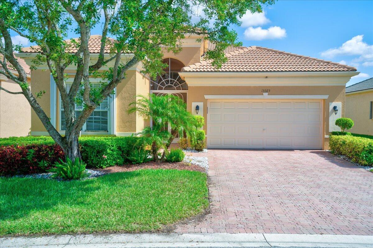 15323 Fiorenza Circle, Delray Beach FL 33446 photo 2
