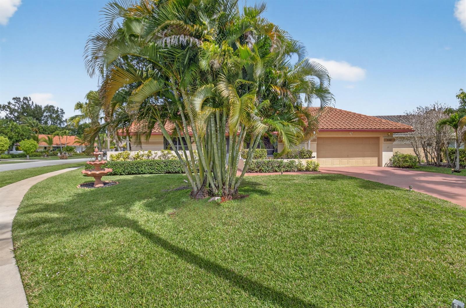 9362 Laurel Green Drive, Boynton Beach FL 33437 photo 2