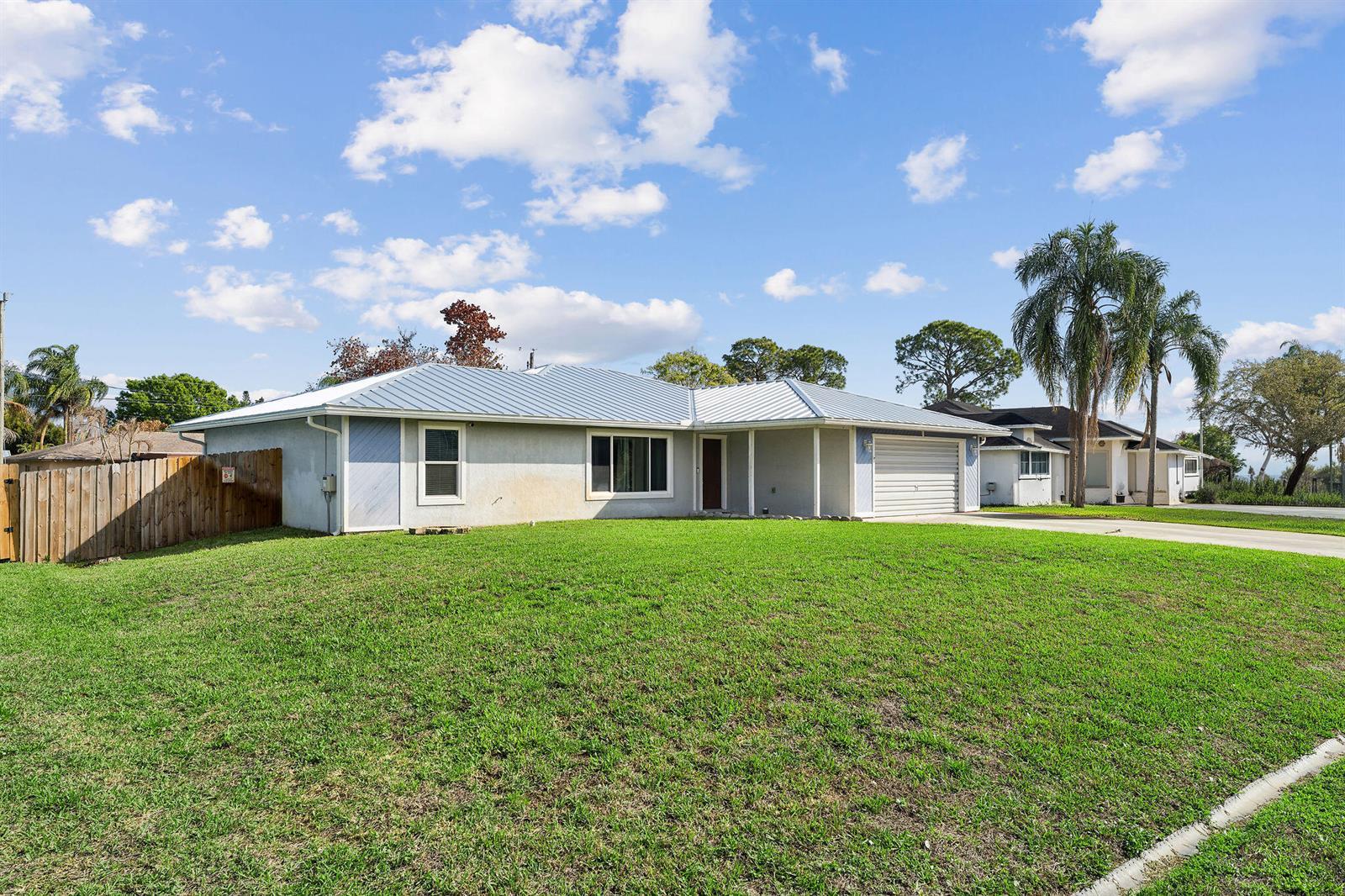 249 SE Todd Avenue, Port St. Lucie FL 34953 photo 4