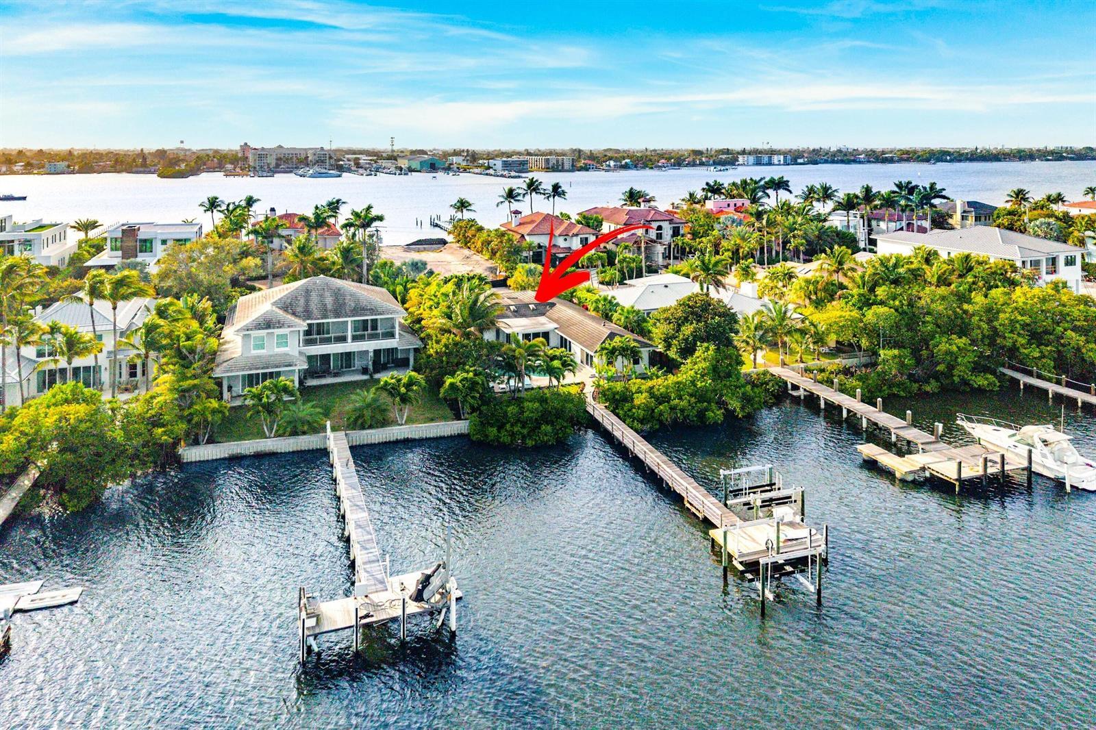 820 N Atlantic Drive, Lantana FL 33462