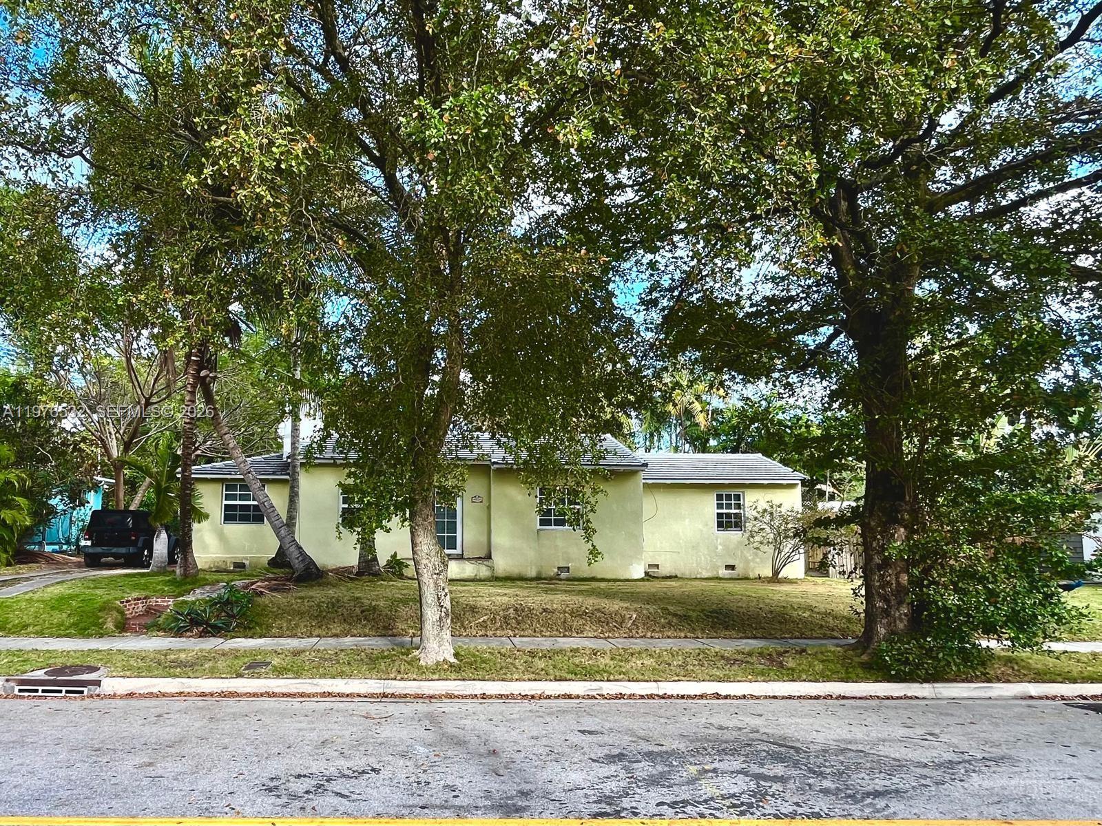 901 NW 10th Ct, Miami FL 33136 photo 5