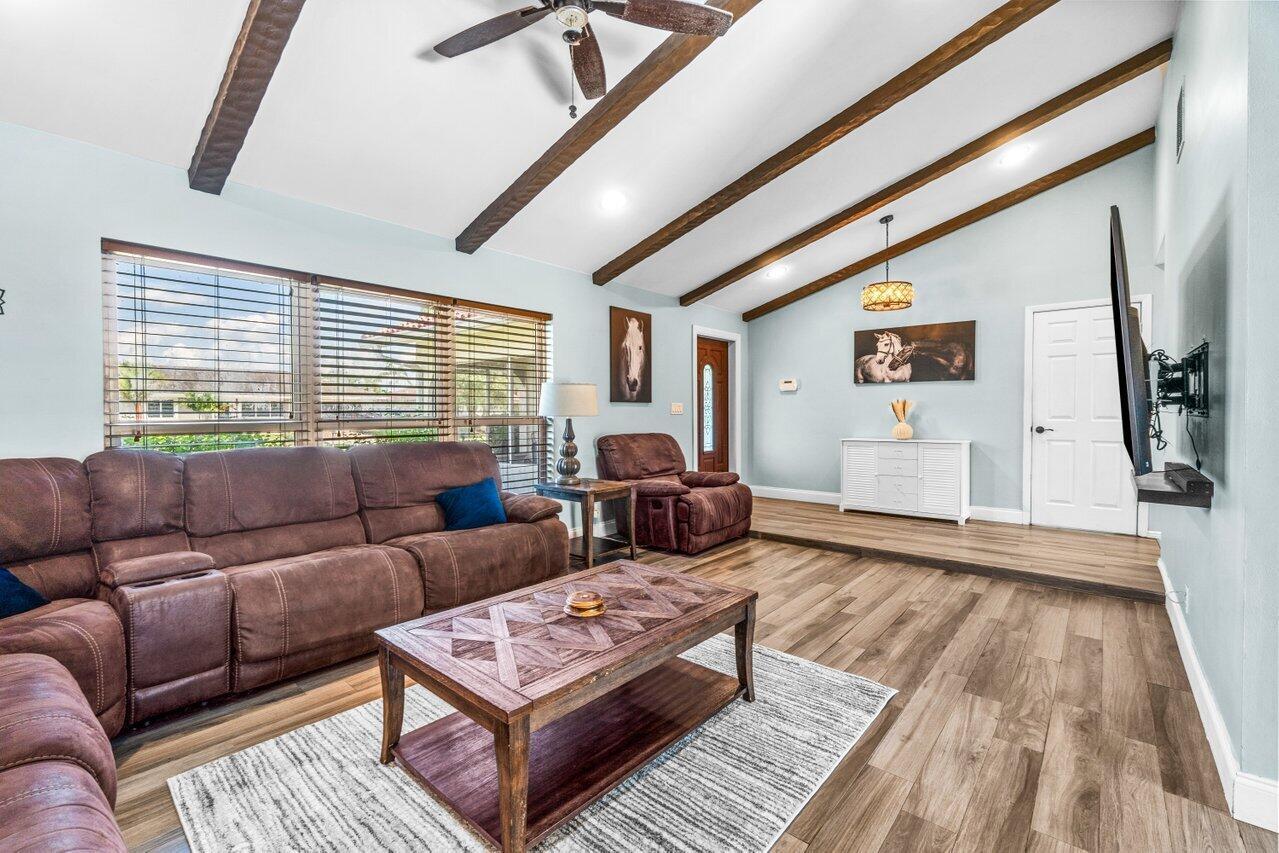 1352 Wyndcliff Drive, Wellington FL 33414 photo 4