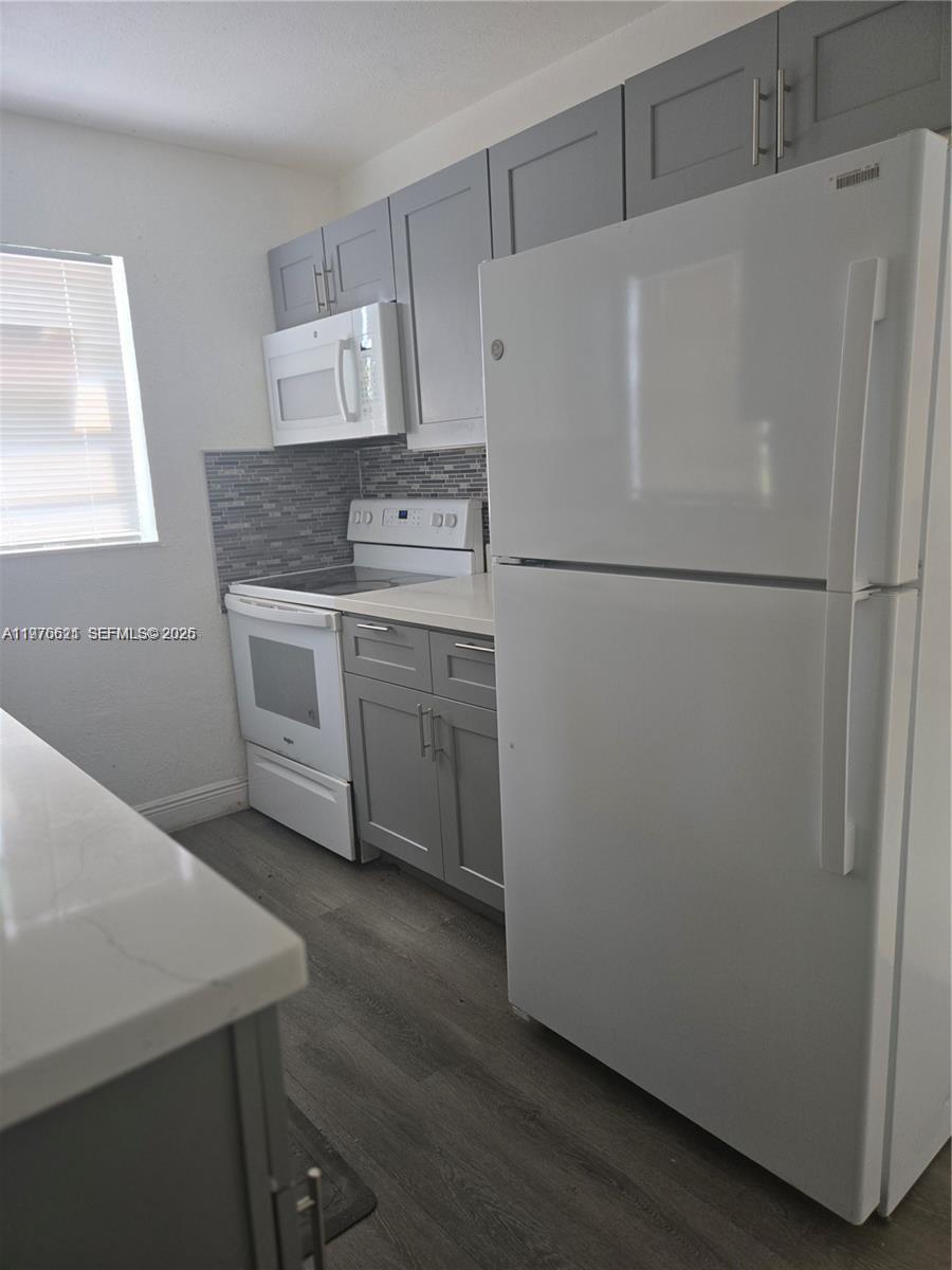 2111 NW 26th Ave # 2111, Fort Lauderdale FL 33311 photo 4