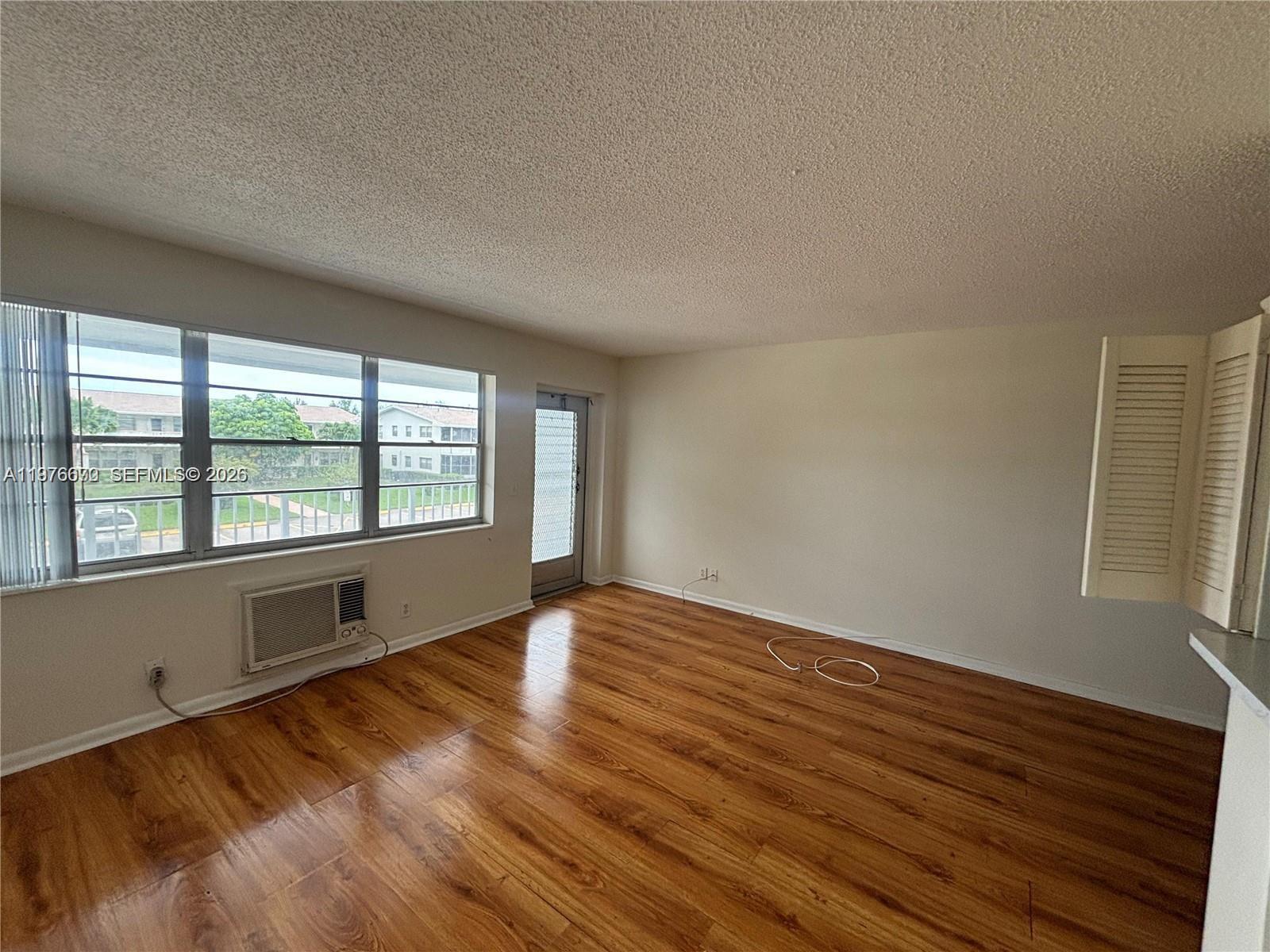 36 Windsor # B, West Palm Beach FL 33417 photo 2