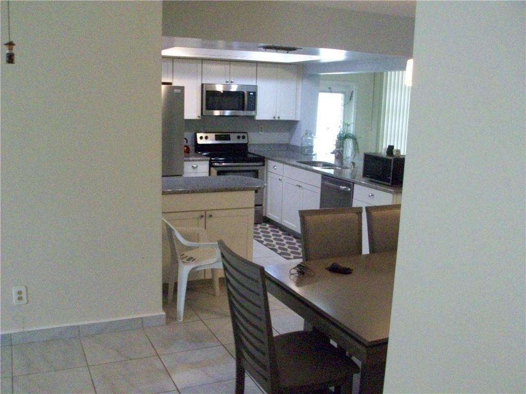 5039 NW 42 Street, Lauderdale Lakes FL 33319 photo 5