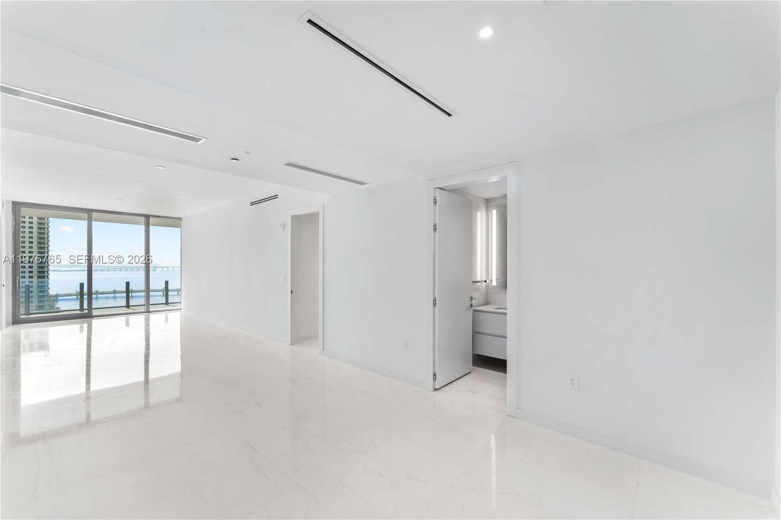 300 Biscyane Blvd Way # 1202, Miami FL 33131 photo 3
