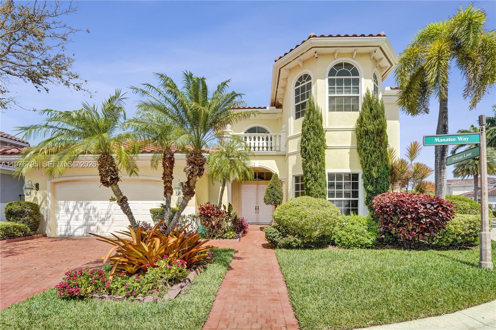 901 Manatee Way, Hollywood FL 33019 photo 3