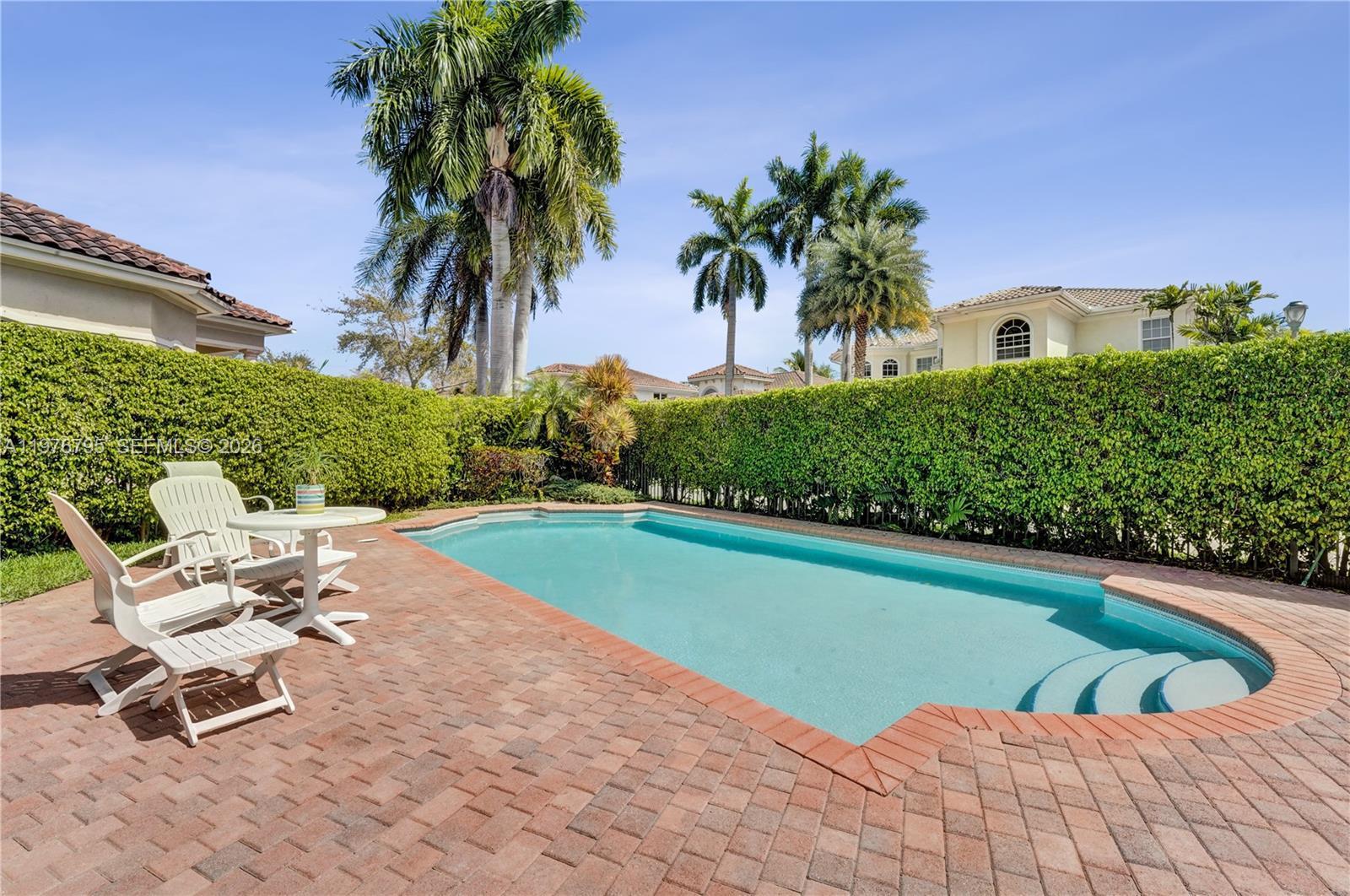 901 Manatee Way, Hollywood FL 33019 photo 5