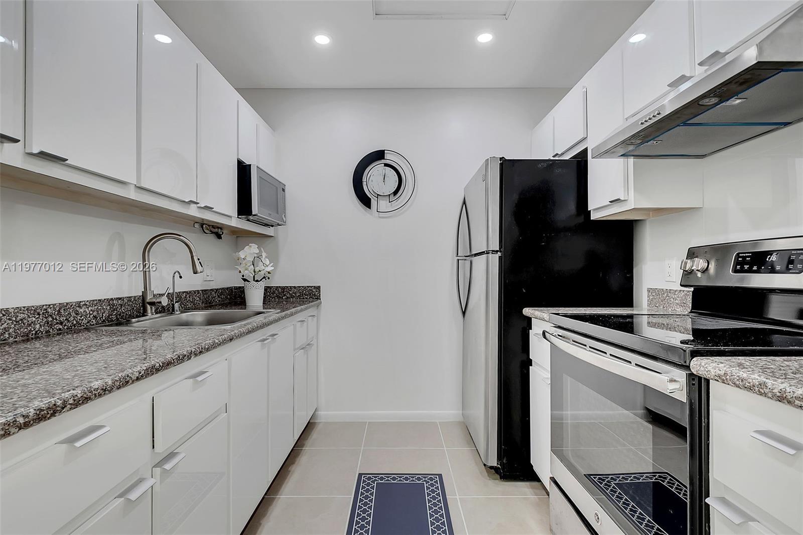 251 SW 132nd Way # 408H, Pembroke Pines FL 33027 photo 2