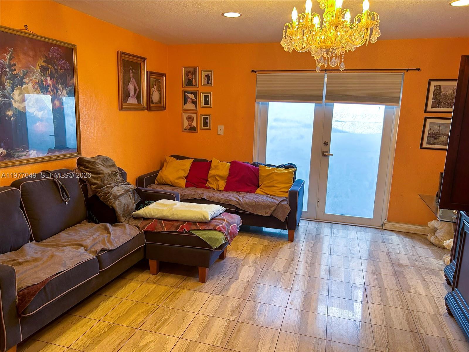 11219 SW 33rd Circle PL, Miami FL 33165 photo 5