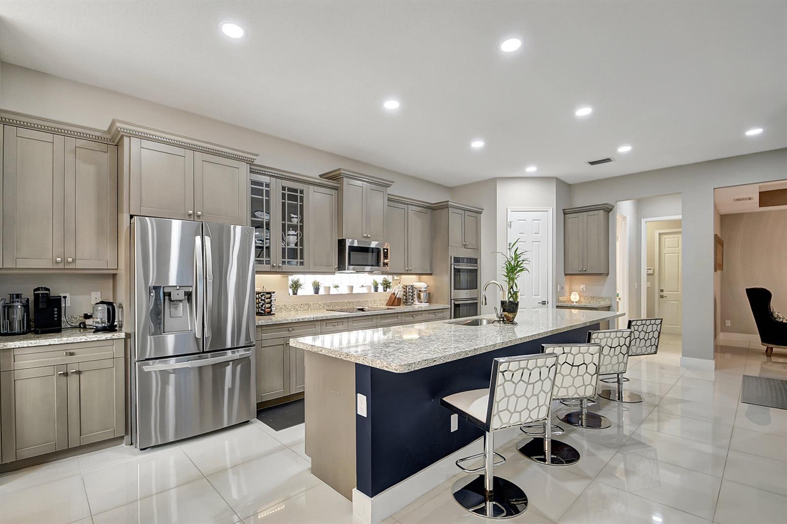 8952 Cypress Grove Lane, West Palm Beach FL 33411 photo 2