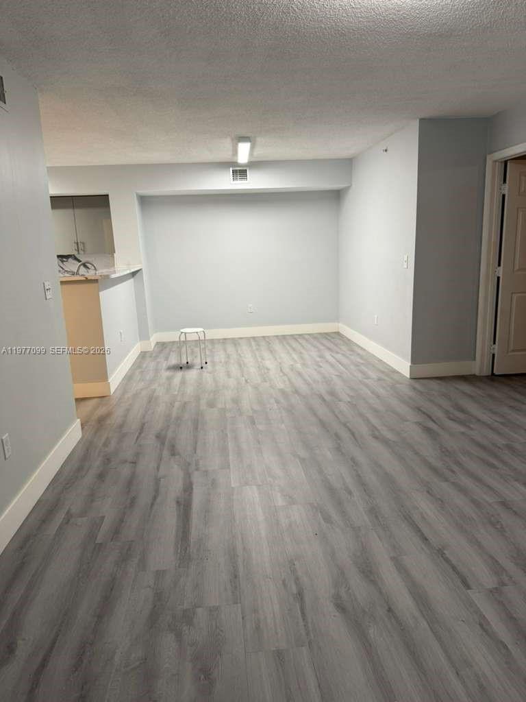 677 SW 111th Ave # 202, Pembroke Pines FL 33025 photo 4