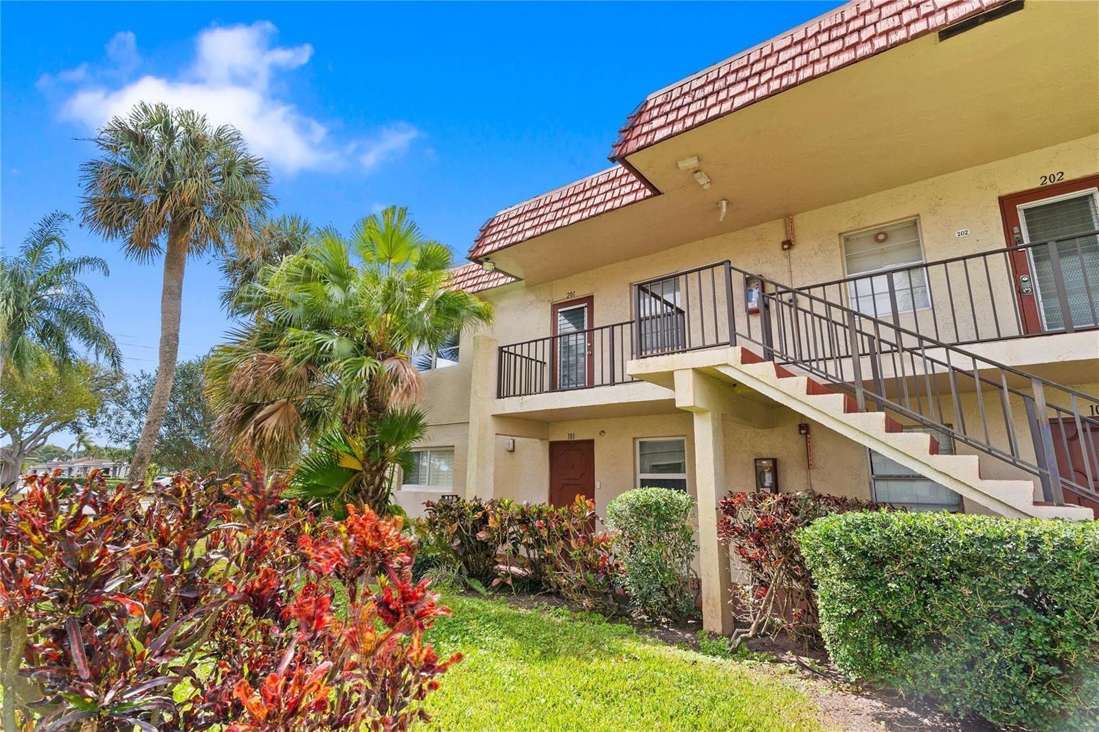 1 Abbey Lane # 201, Delray Beach FL 33446 photo 2