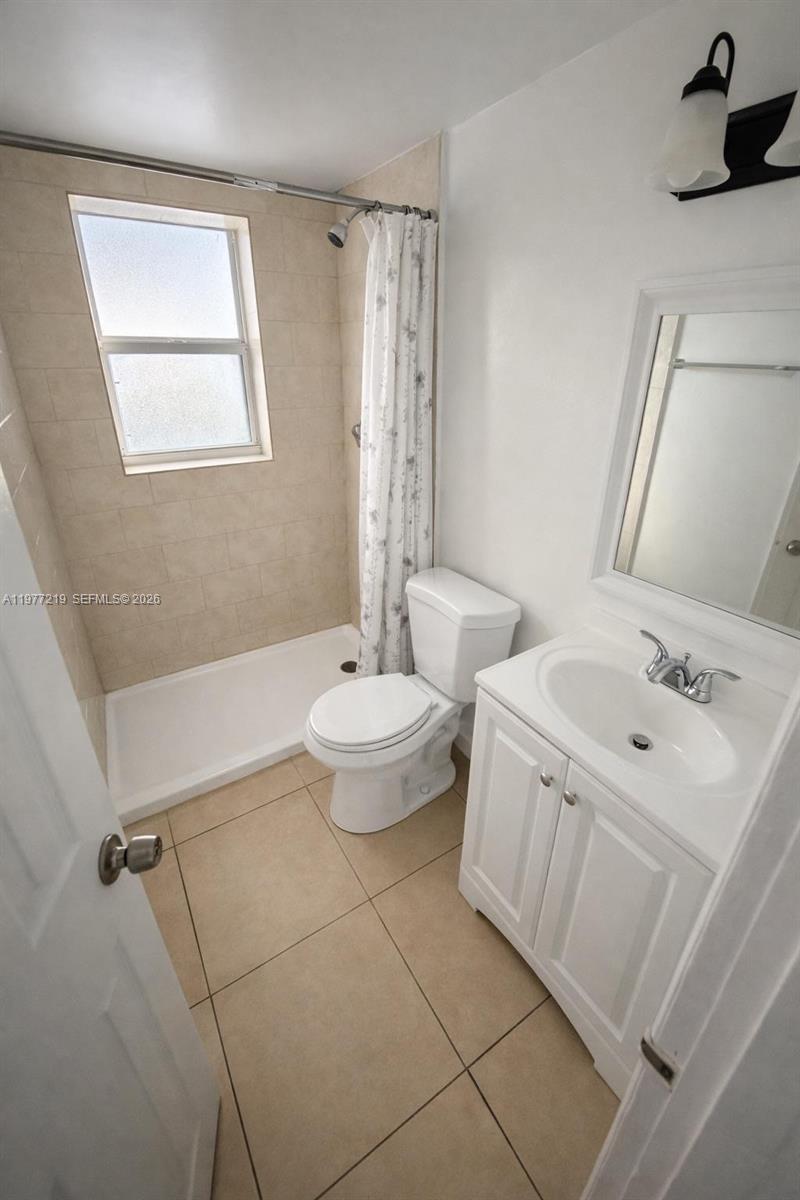 1735 W 60th St # M201, Hialeah FL 33012 photo 2