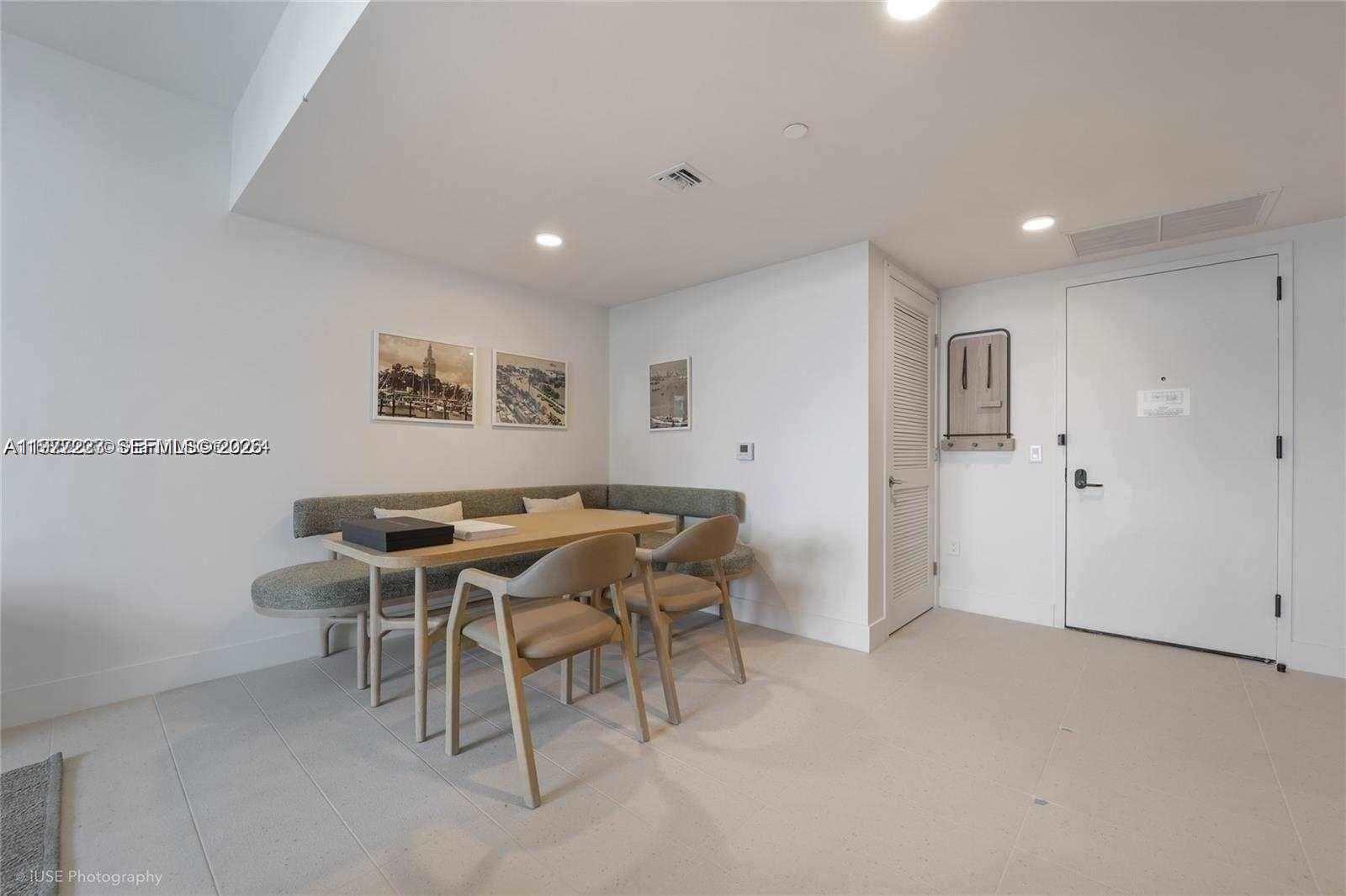 159 NE 6th St # 4113, Miami FL 33132 photo 3
