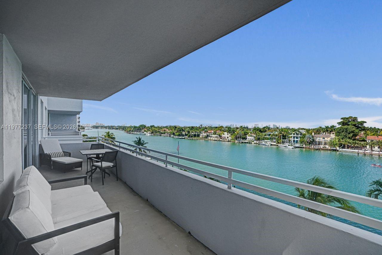 5700 Collins Ave # 5L, Miami Beach FL 33140 photo 3