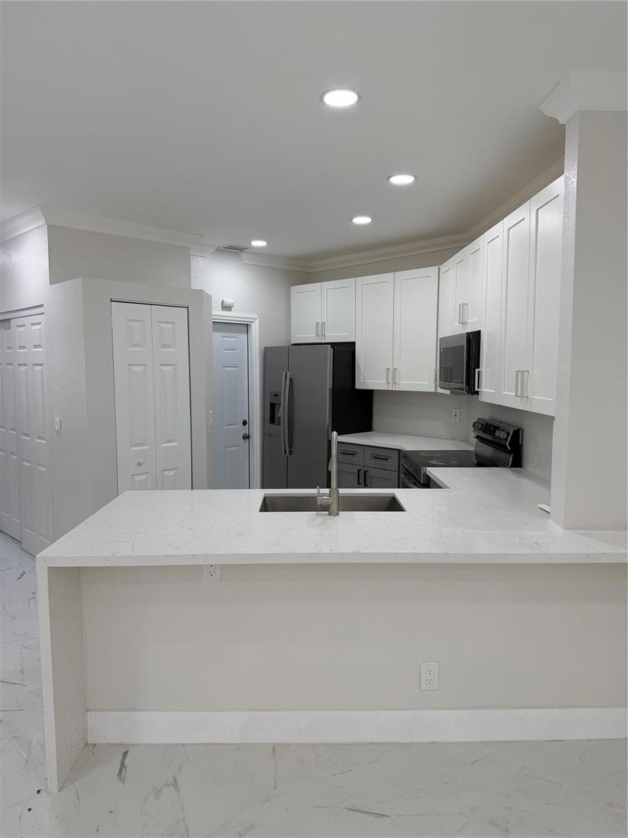 5473 NW 90th Avenue, Sunrise FL 33351 photo 4