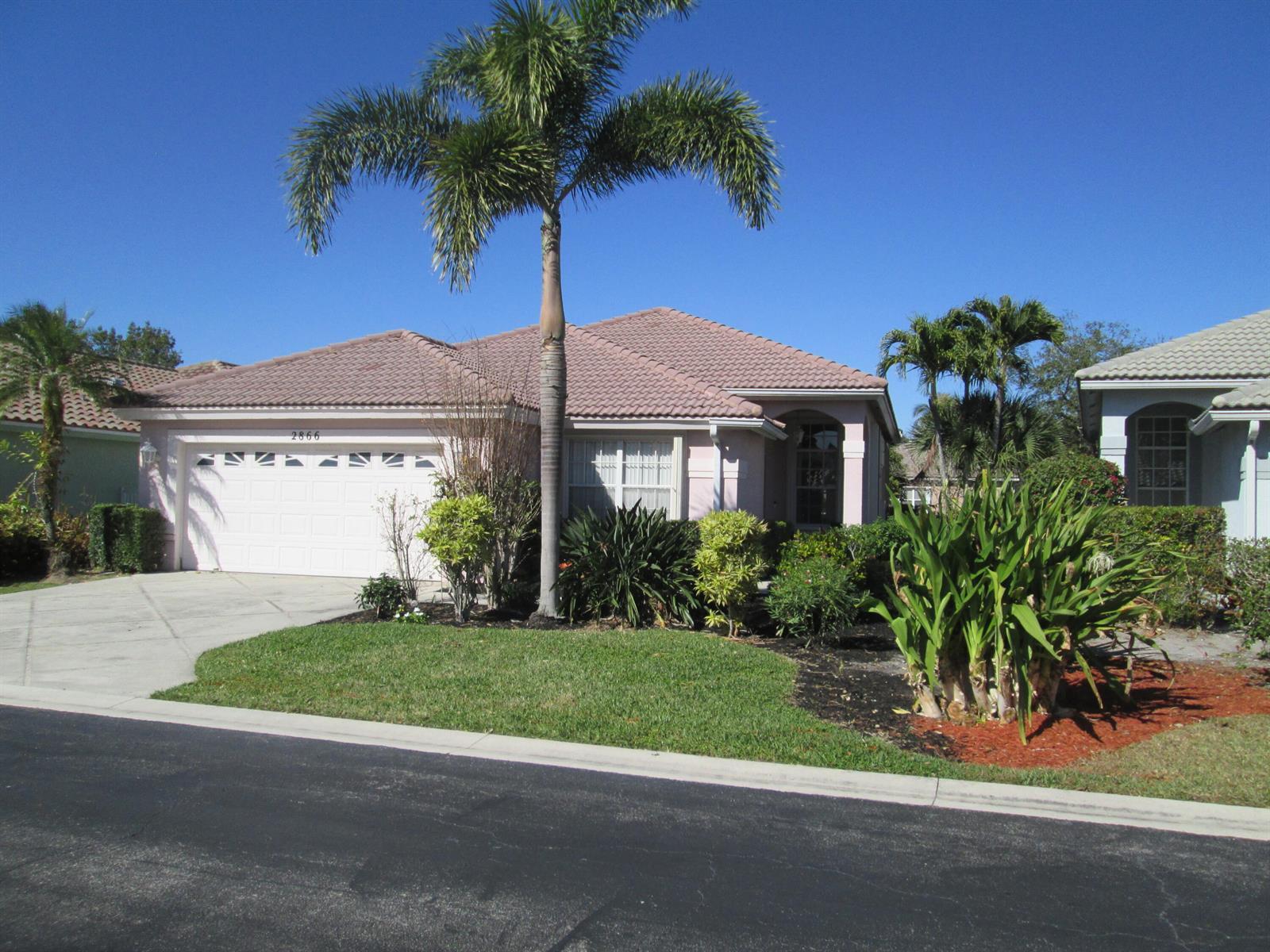 2866 Waters Edge Circle, FL 33413 photo 3