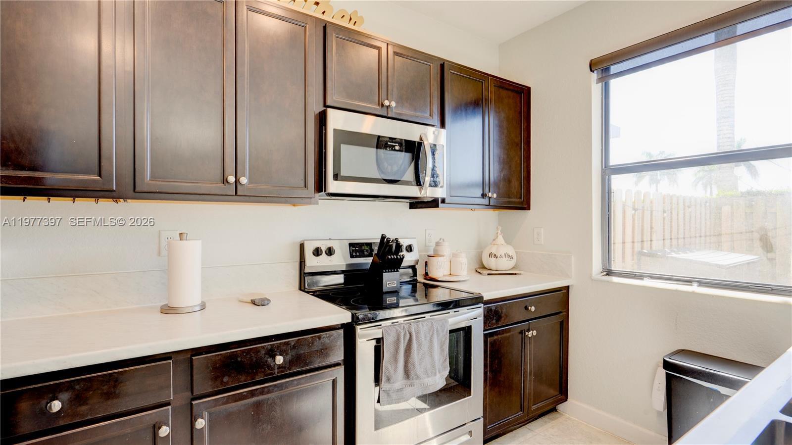 11238 SW 250th Ter, Homestead FL 33032 photo 5