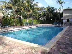 130 NW 70th Street # 202, Boca Raton FL 33487