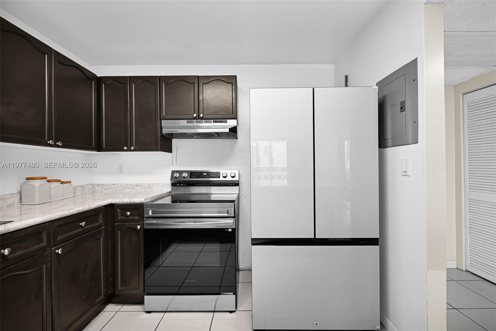 2301 Collins Ave # 802, Miami Beach FL 33139 photo 3