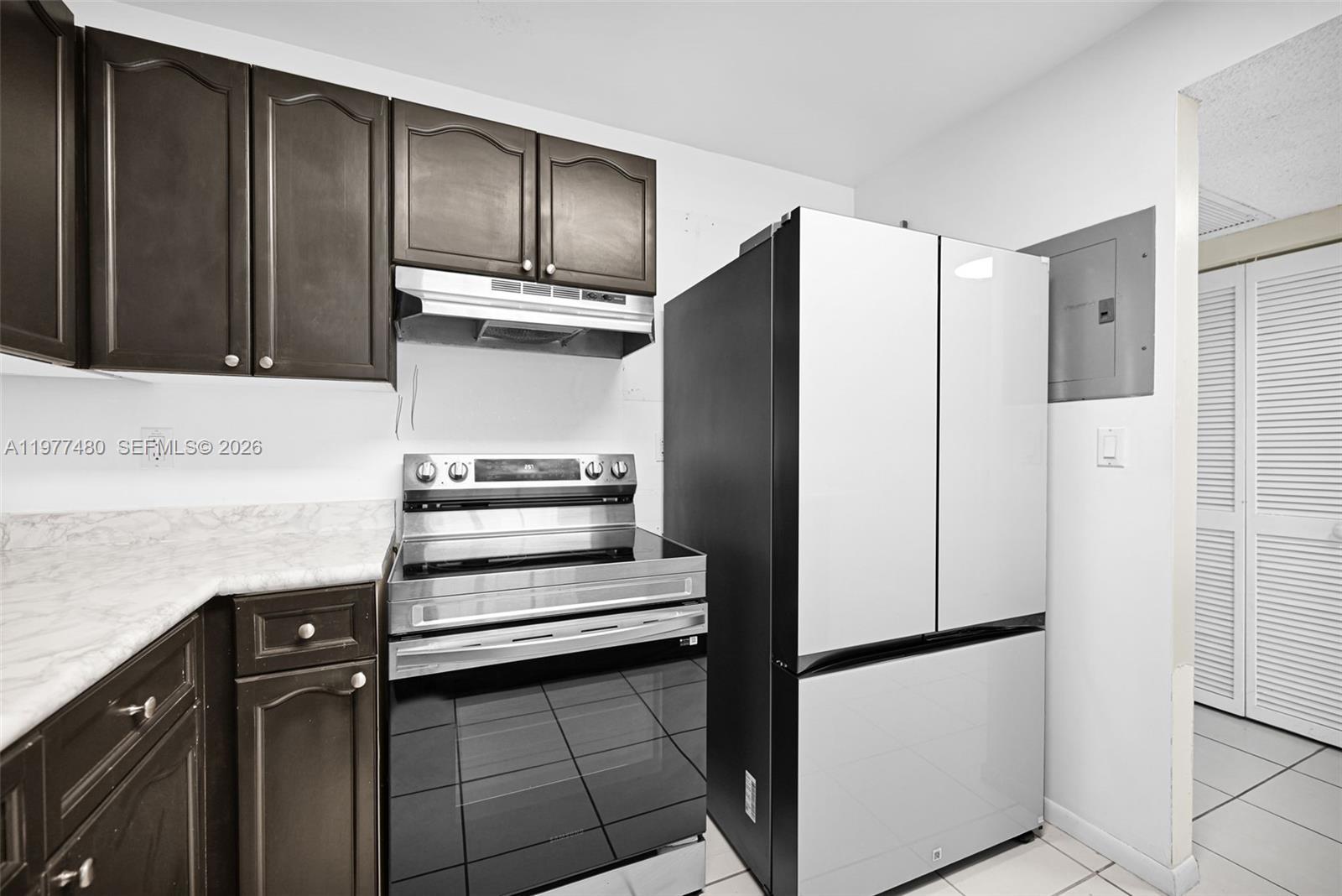 2301 Collins Ave # 802, Miami Beach FL 33139 photo 4