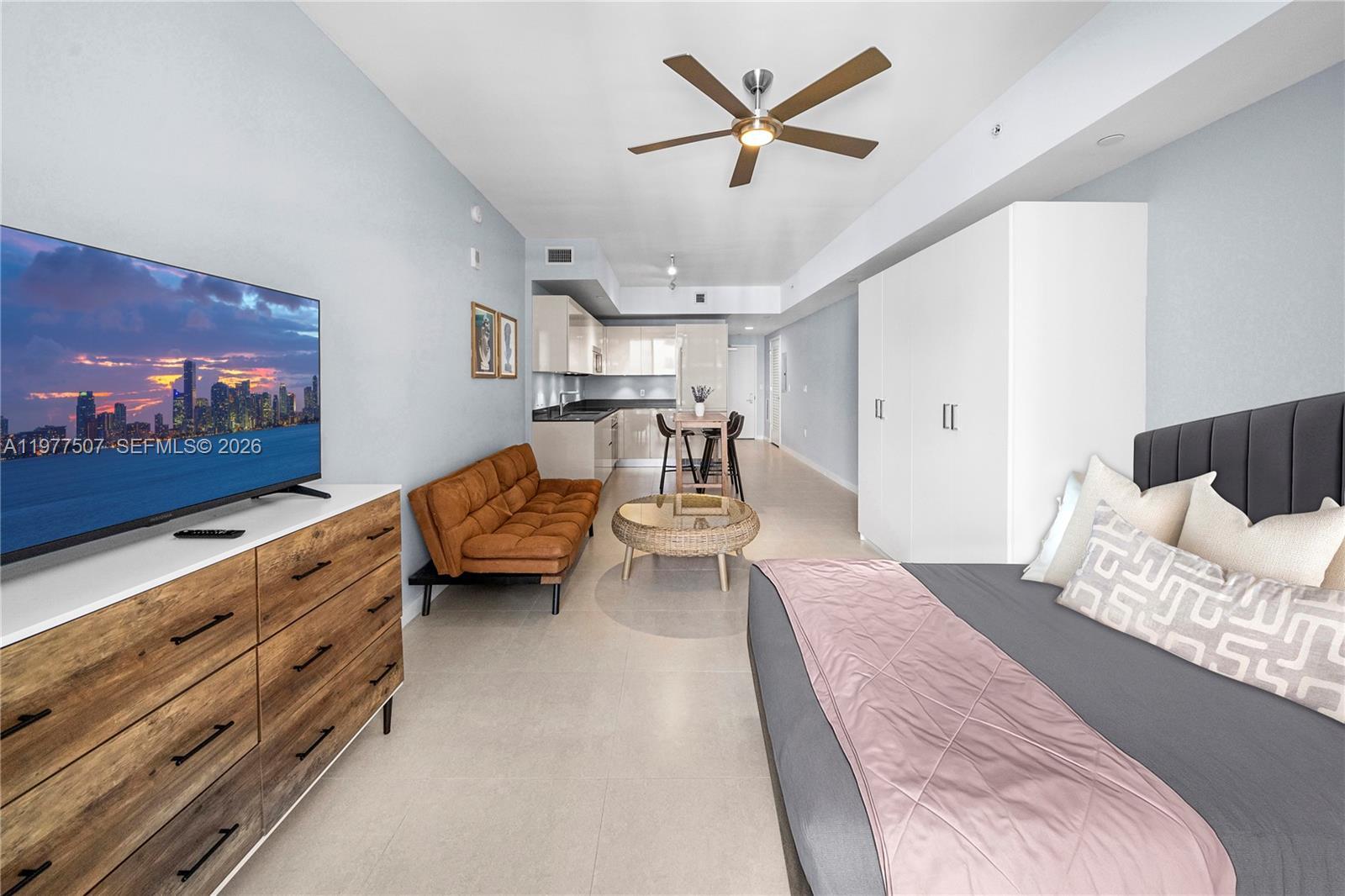 1010 Brickell Ave # 3610, Miami FL 33131 photo 2