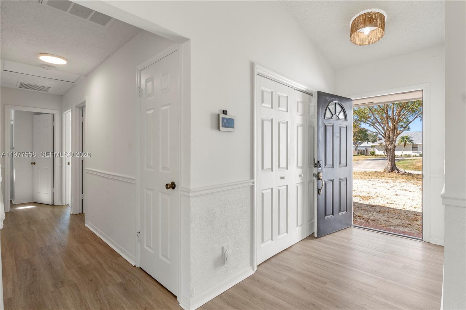 1816 SW 14th Ave SW, Vero Beach FL 32962 photo 2