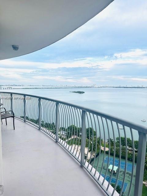 1750 N Bayshore Dr # 2302, Miami FL 33132 photo 2