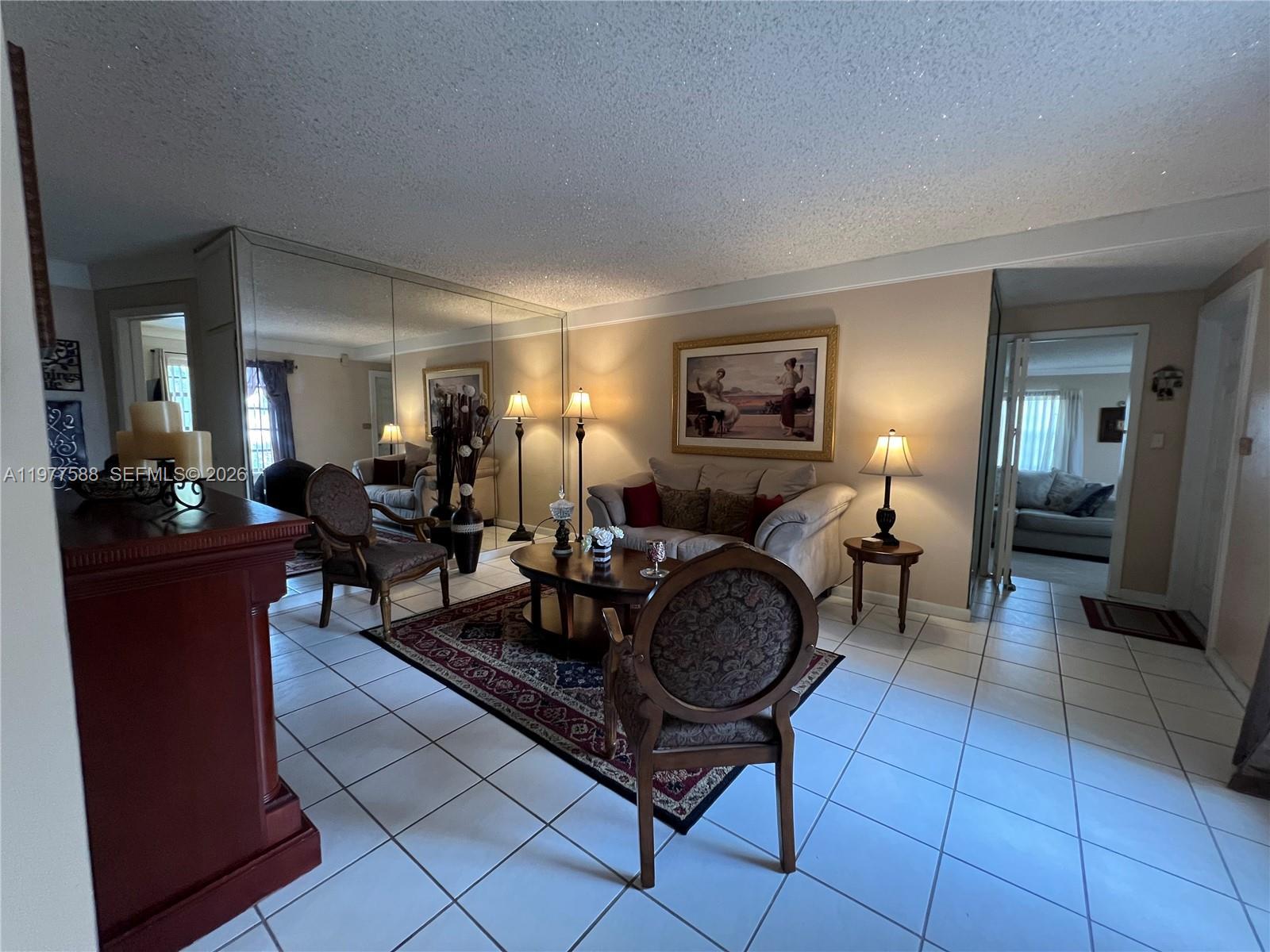 18160 NW 82nd Ave, Hialeah FL 33015 photo 4