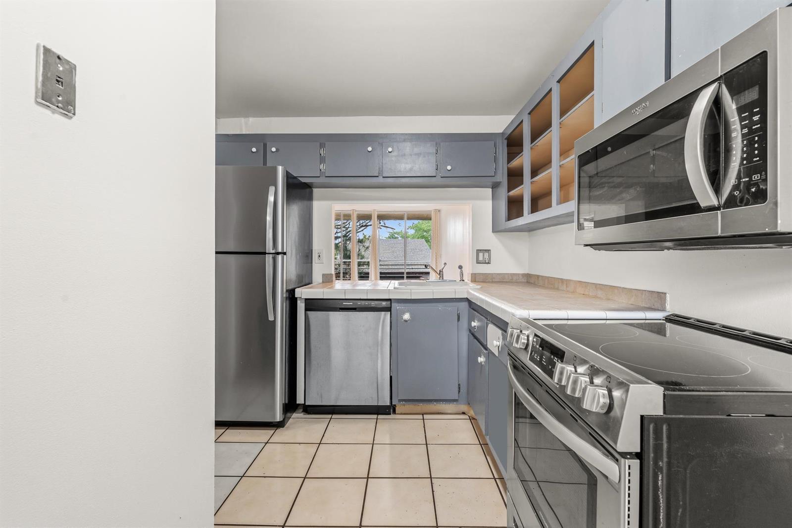 9340 Lagoon Place # 206, Davie FL 33324 photo 4