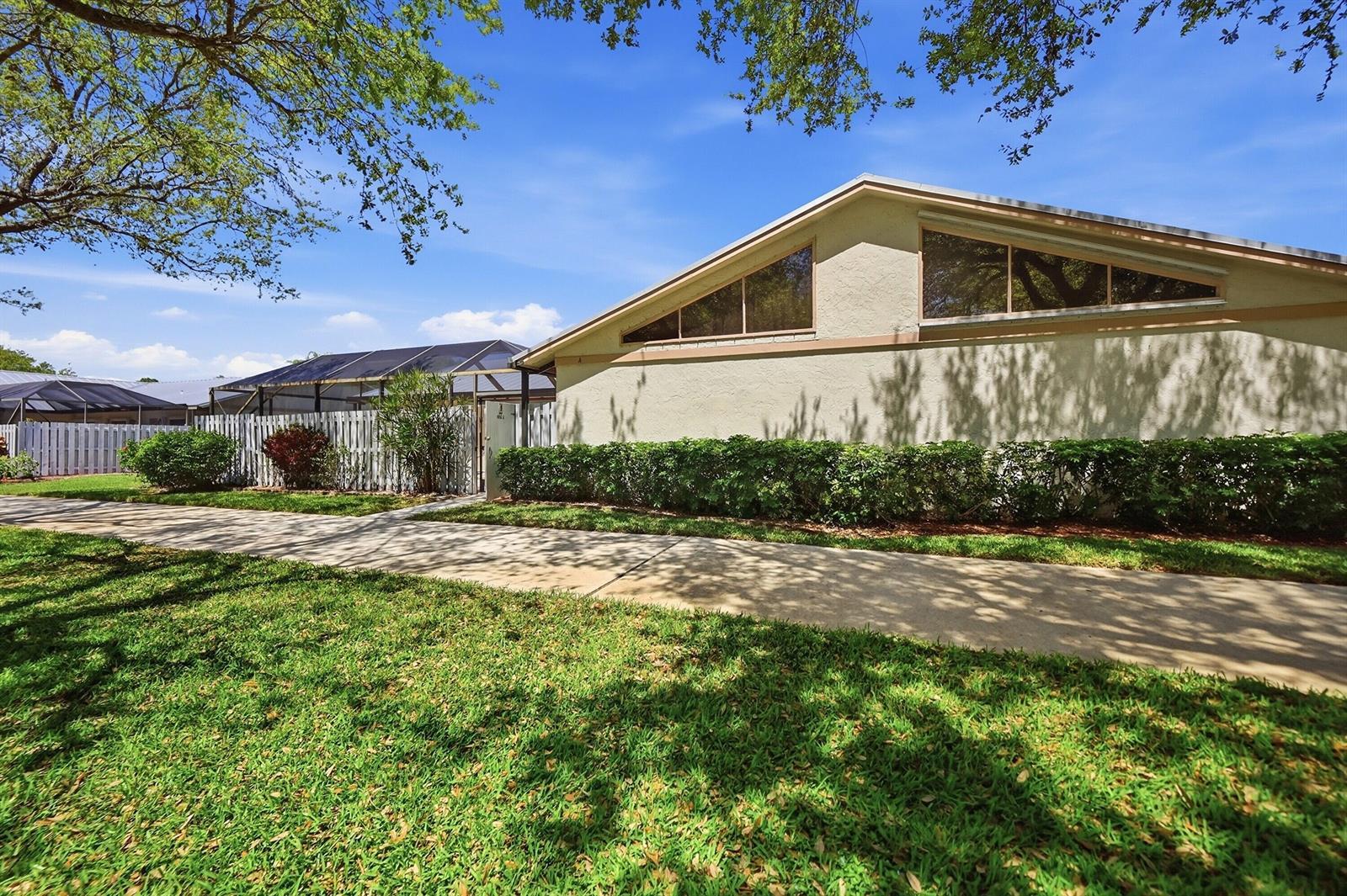 8853 Andy Court # A, Boynton Beach FL 33436
