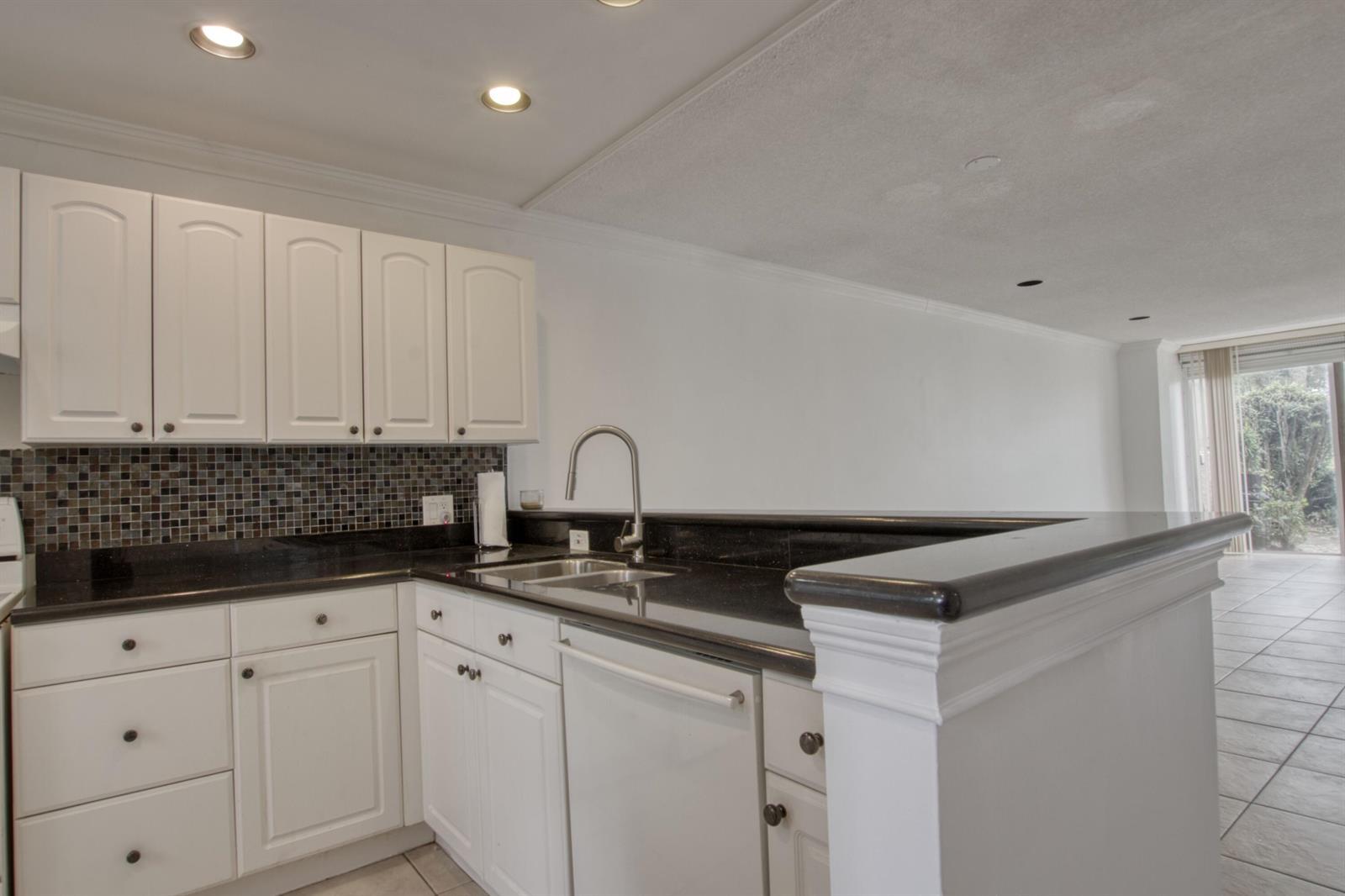 4489 Luxemburg Court # 101, Lake Worth FL 33467 photo 3