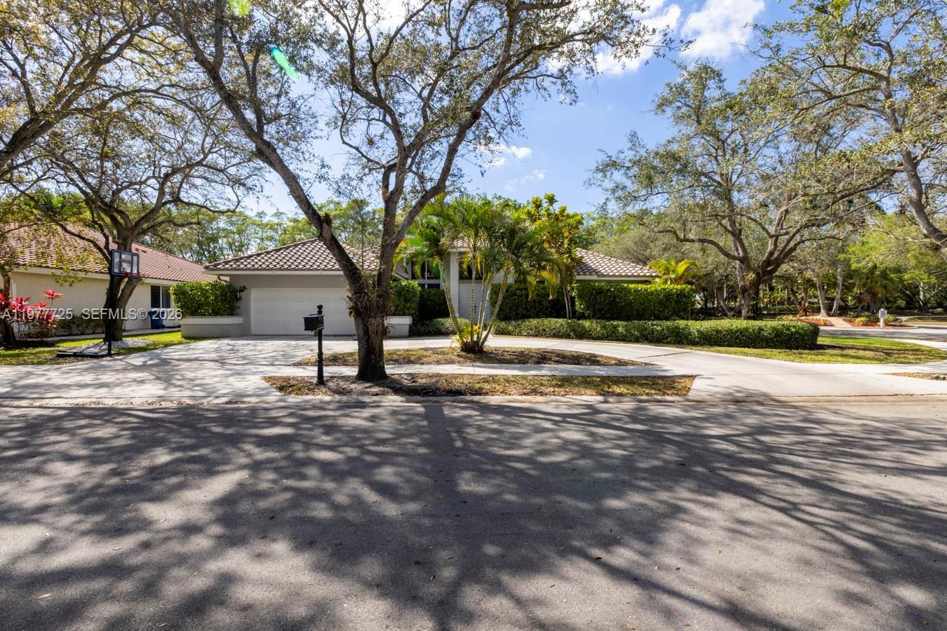 1202 S Manor Dr S, Weston FL 33326 photo 3