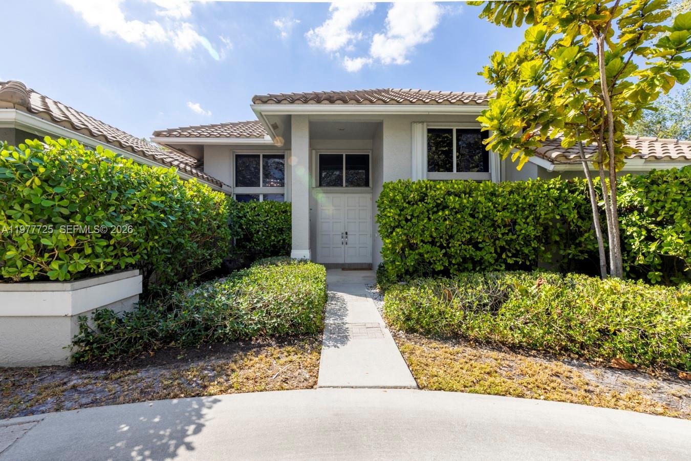 1202 S Manor Dr S, Weston FL 33326 photo 4
