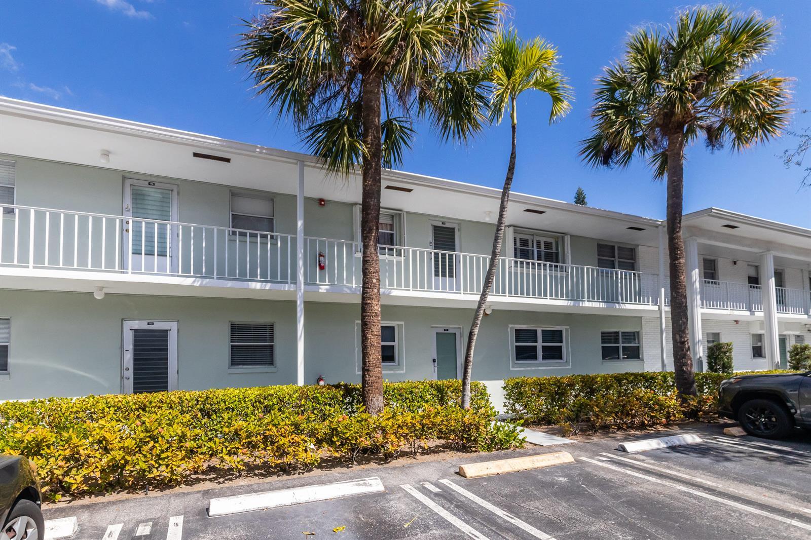 2300 NW 22nd Avenue # 112, Delray Beach FL 33445 photo 3