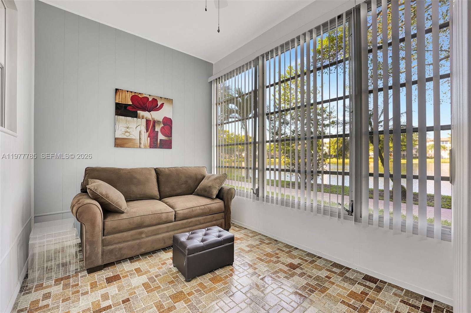 5003 NW 35th St # 408, Lauderdale Lakes FL 33319 photo 4