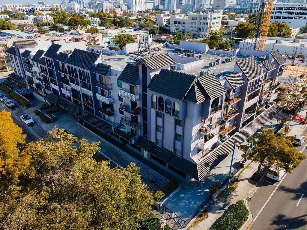 777 SW 9th Avenue # 409, Miami FL 33130
