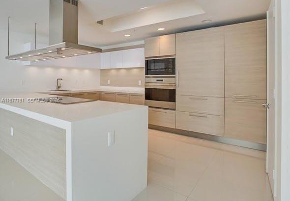 17301 Biscayne Blvd # 1103, North Miami Beach FL 33160 photo 5