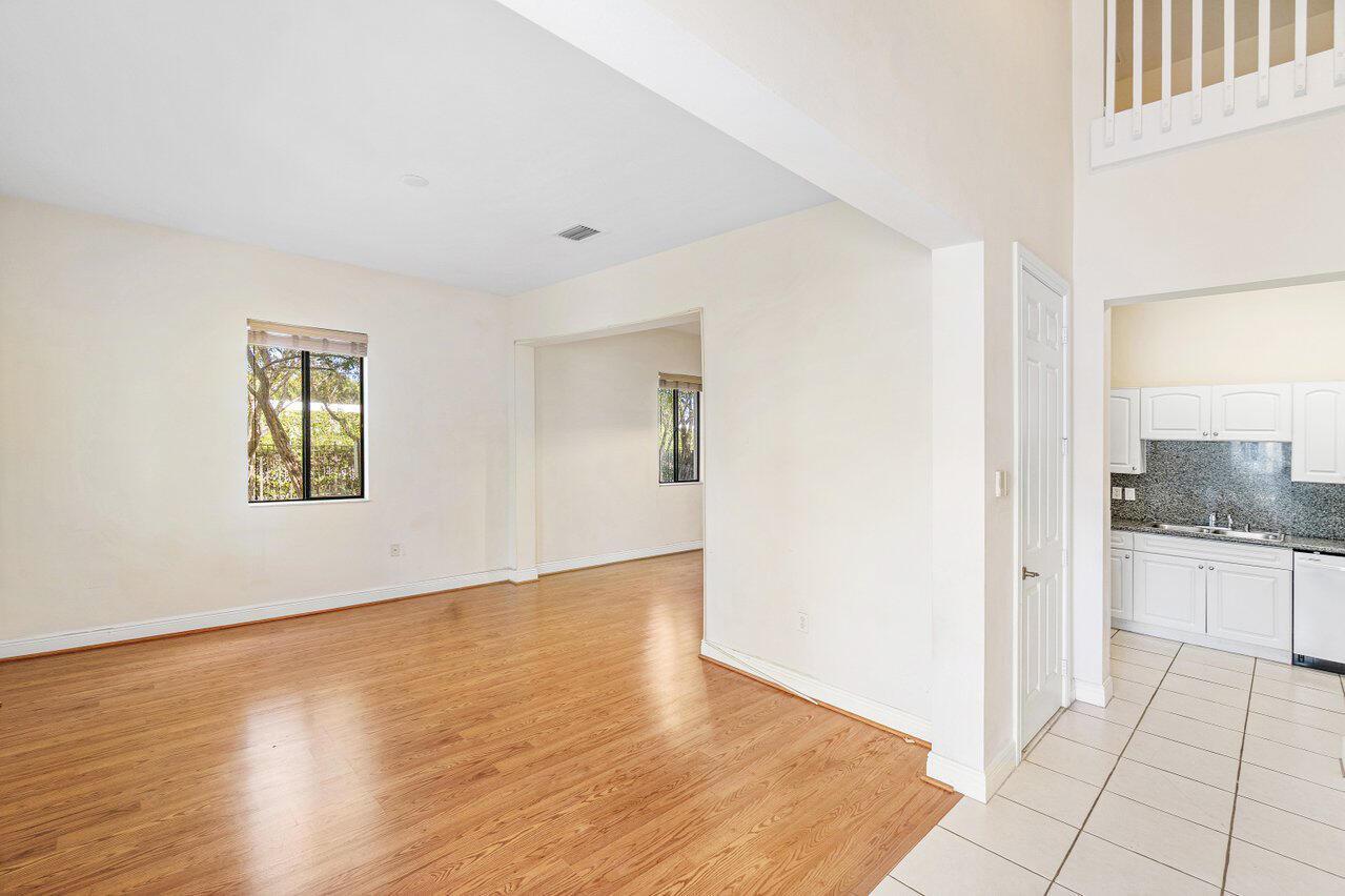 2501 Venetian Court, Boynton Beach FL 33426 photo 5