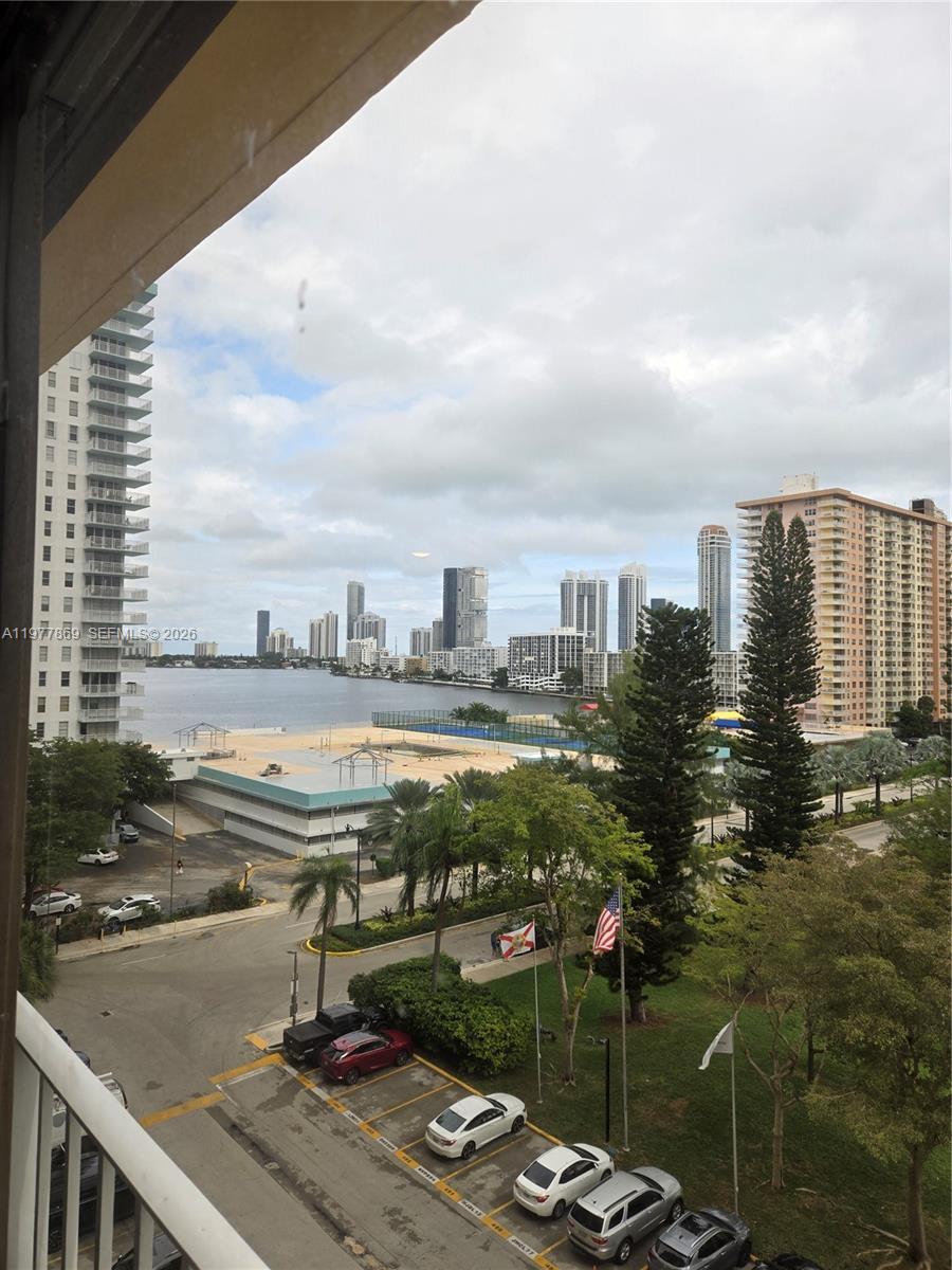 Sunny Isles Beach, FL 33160 photo 3