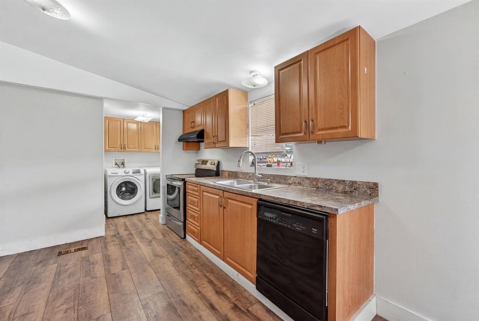 100 NW 217th Terrace, Pembroke Pines FL 33029 photo 3