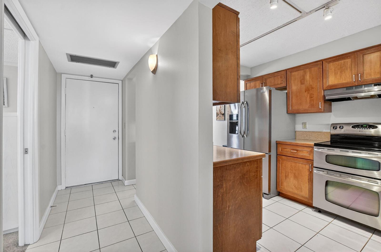 20 Royal Palm Way # 602, Boca Raton FL 33432 photo 4