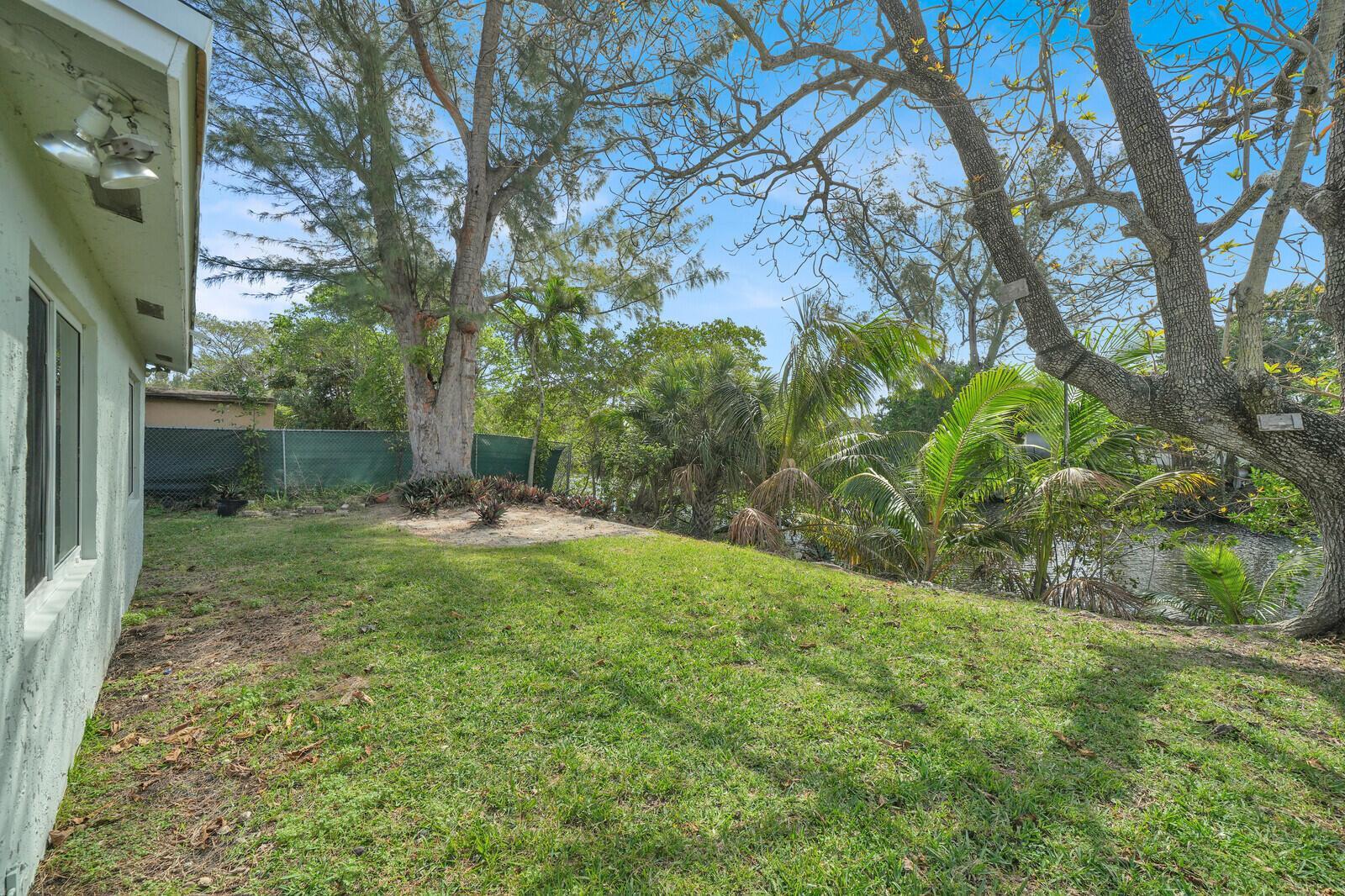 64 NE 7th Court, Deerfield Beach FL 33441 photo 5