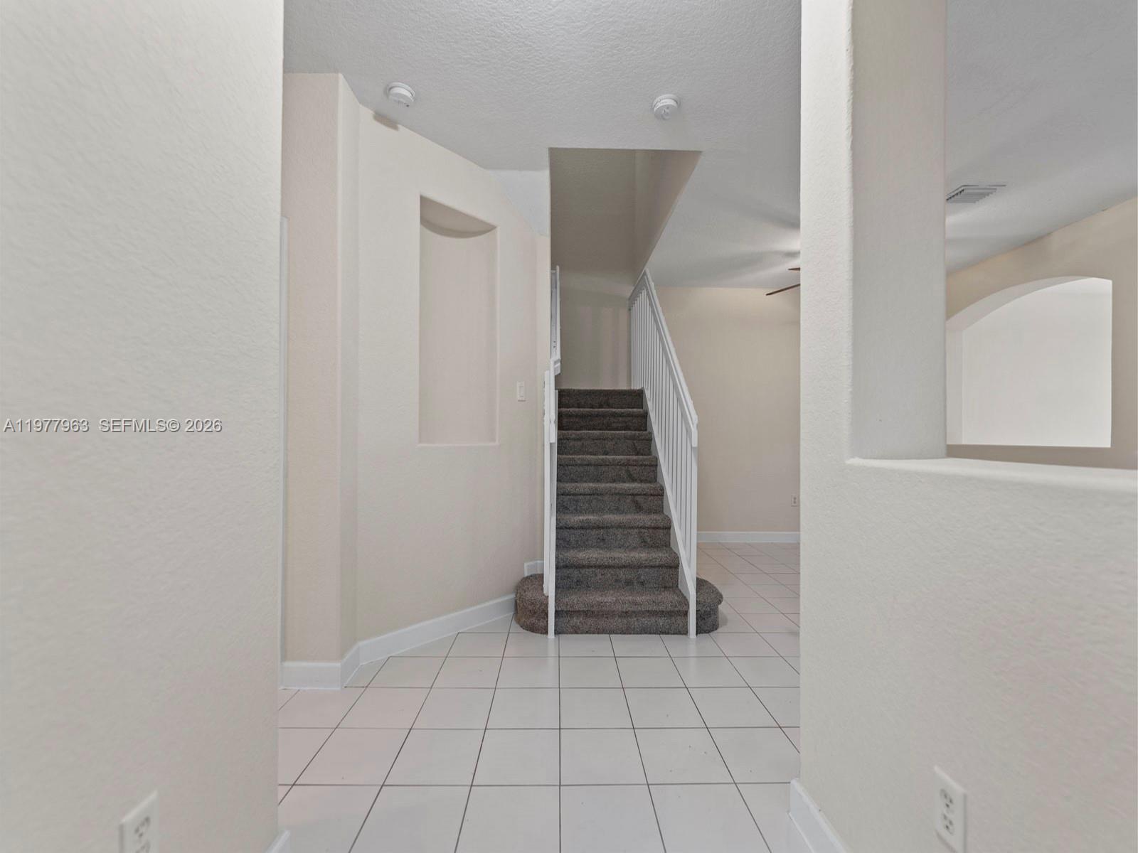 2537 SE 15th Ct, Homestead FL 33035 photo 3