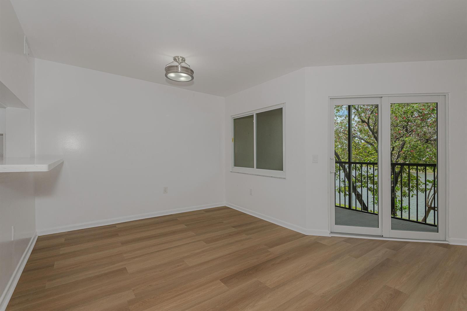 13800 SW 14th Street # 211, Pembroke Pines FL 33027 photo 4