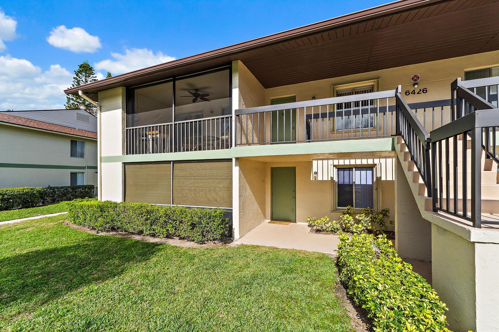 6426 Chasewood Drive, Jupiter FL 33458 photo 3