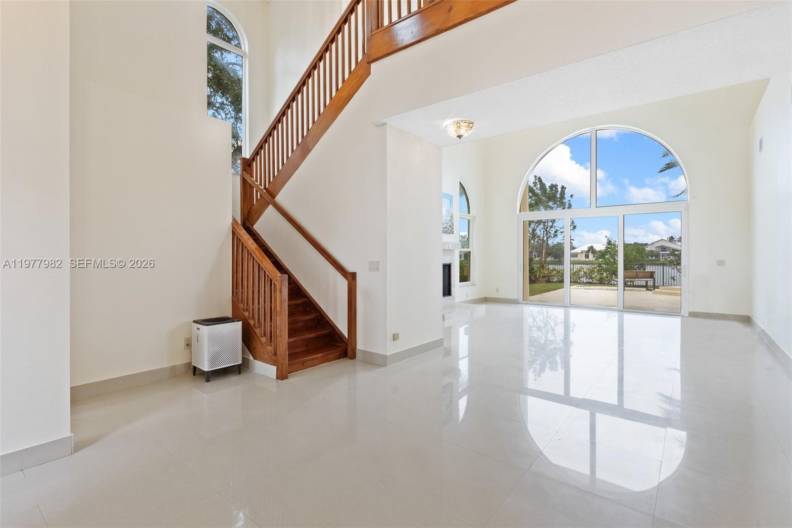 10091 NW 7th St, Plantation FL 33324 photo 3