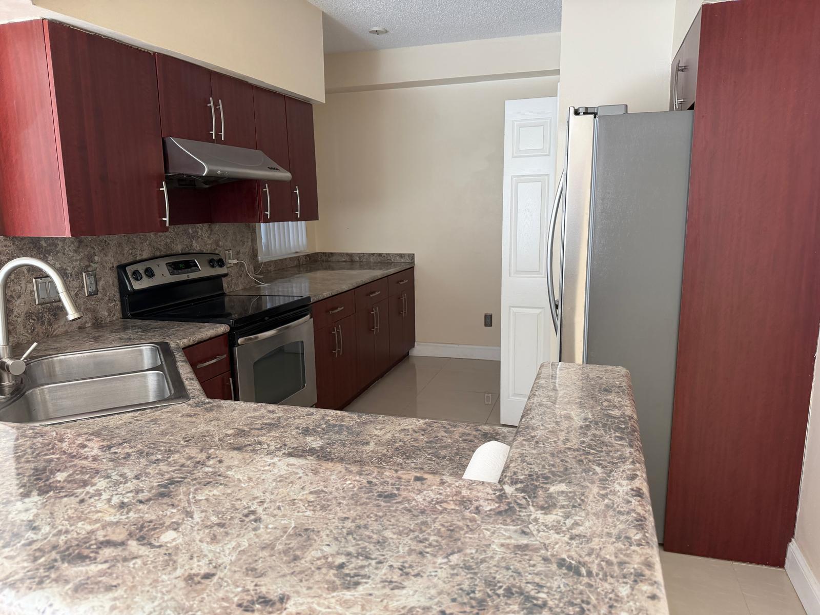 3225 NE 184th Street # 10303, Aventura FL 33160 photo 2